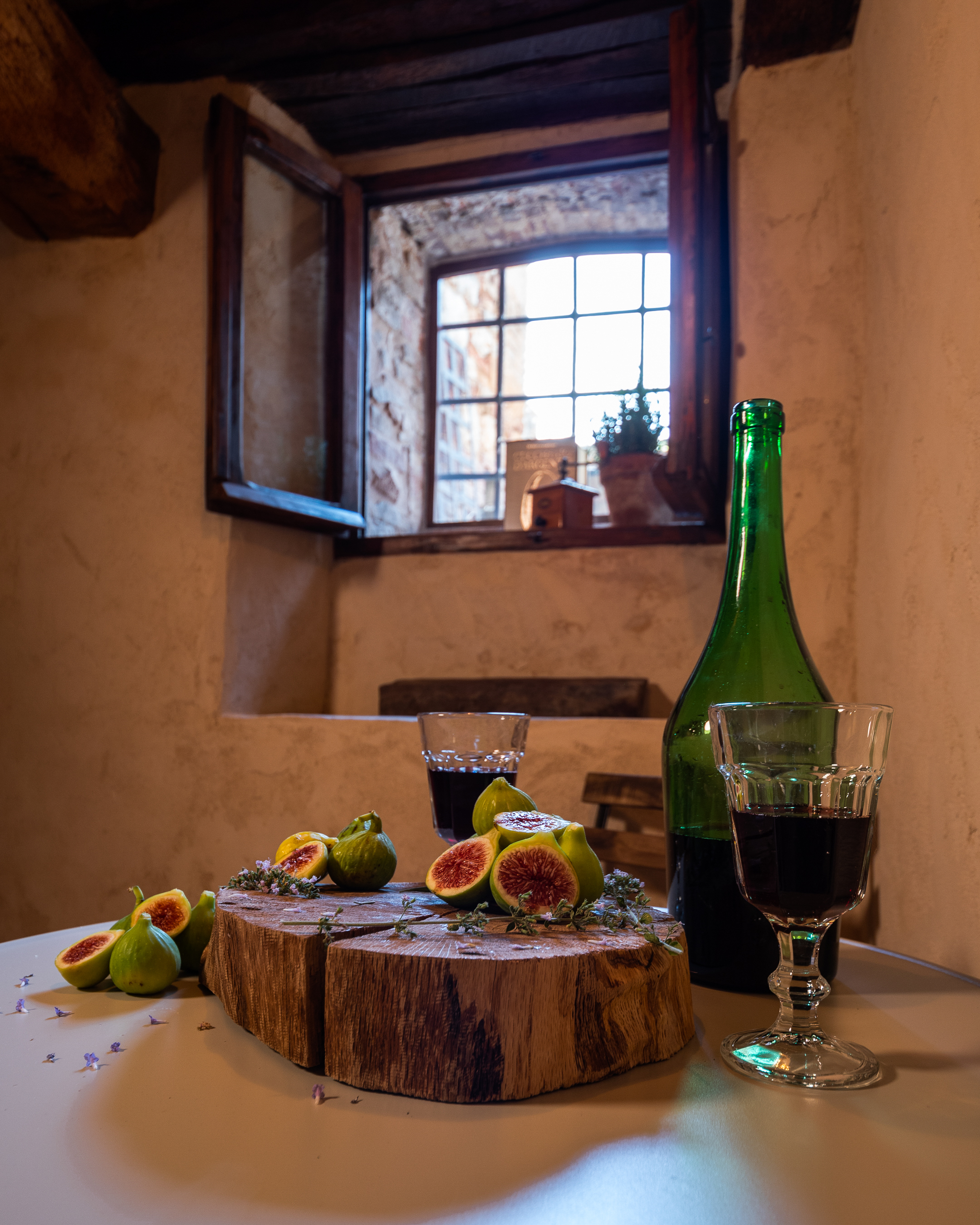 Borgo di Sotto Toscana Downtown Montefollonico Tuscany Local Organic Figs and Wine