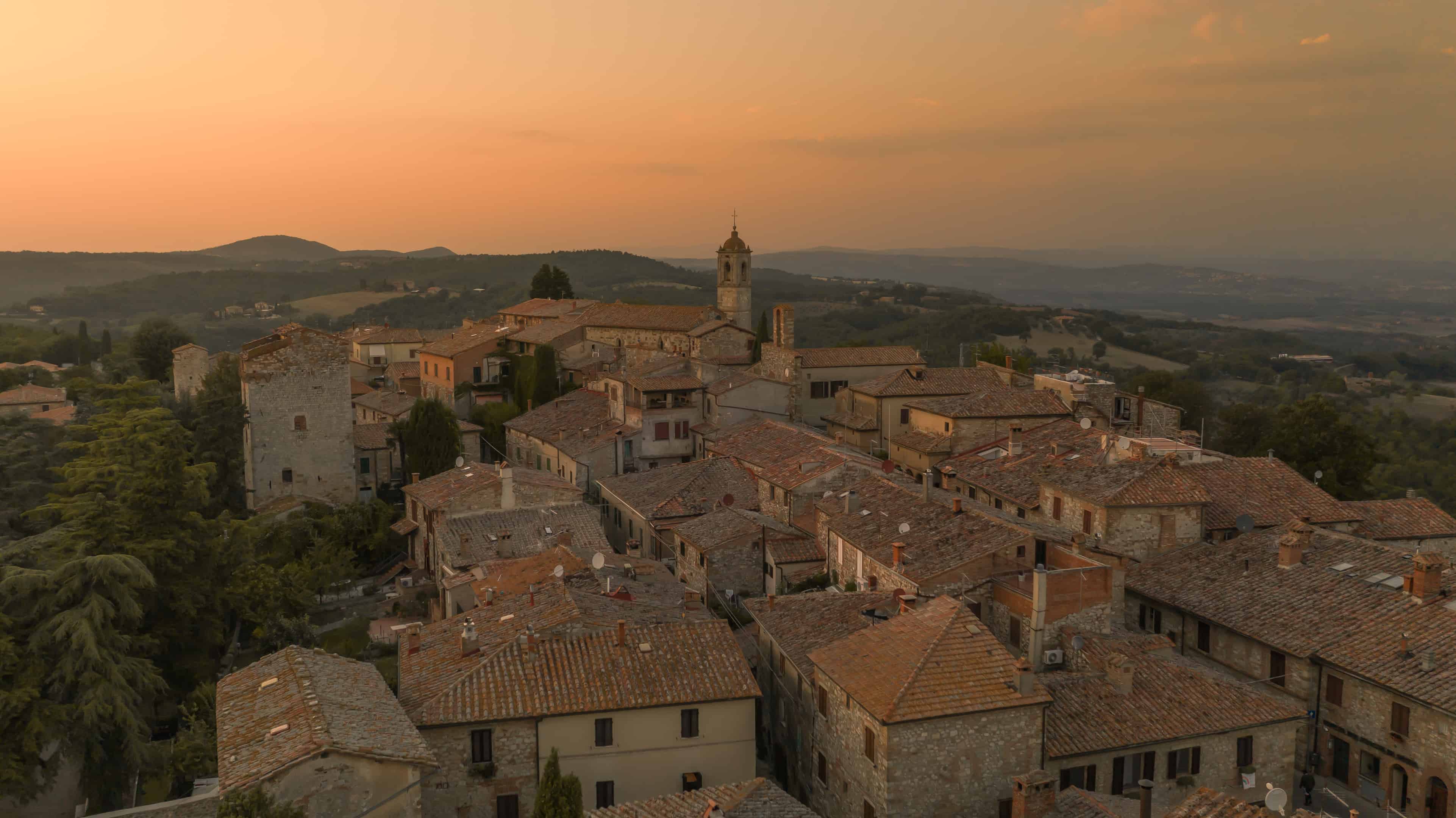 Borgo di Sotto Toscana Medieval Montefollonico Magical Golden Hour