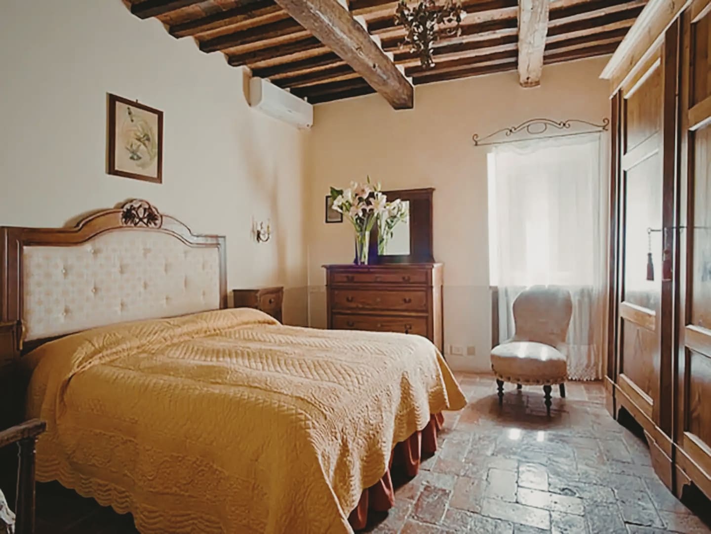Tuscan Traditional Bedroom