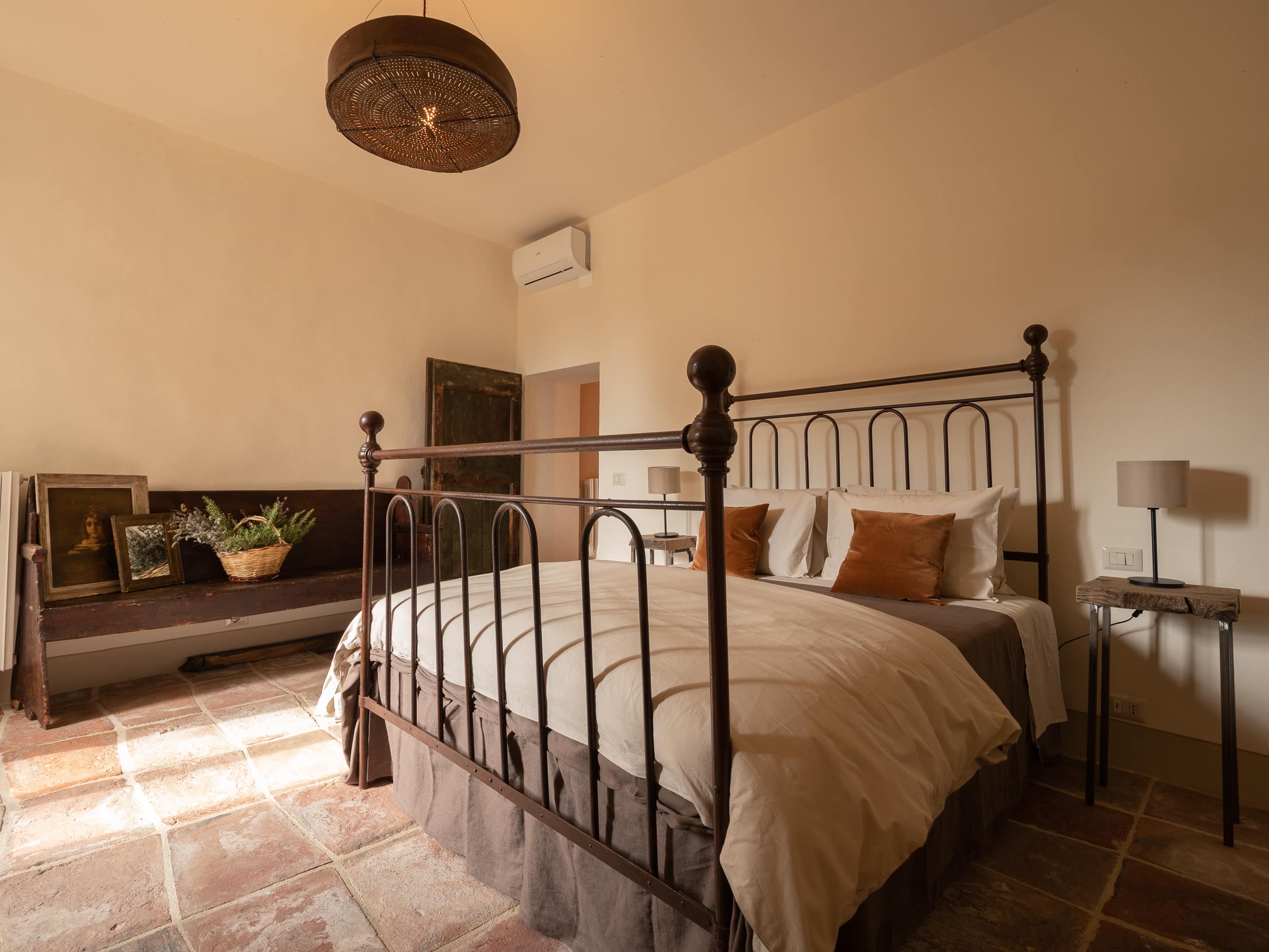 Borgo di Sotto Toscana Medieval Tuscany Accommodation Montefollonico Master Bedroom Bed